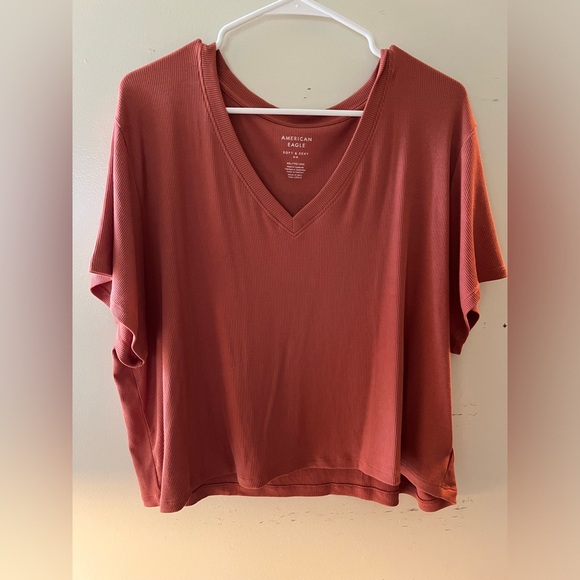 Cropped v neck t-shirt - Picture 3 of 3